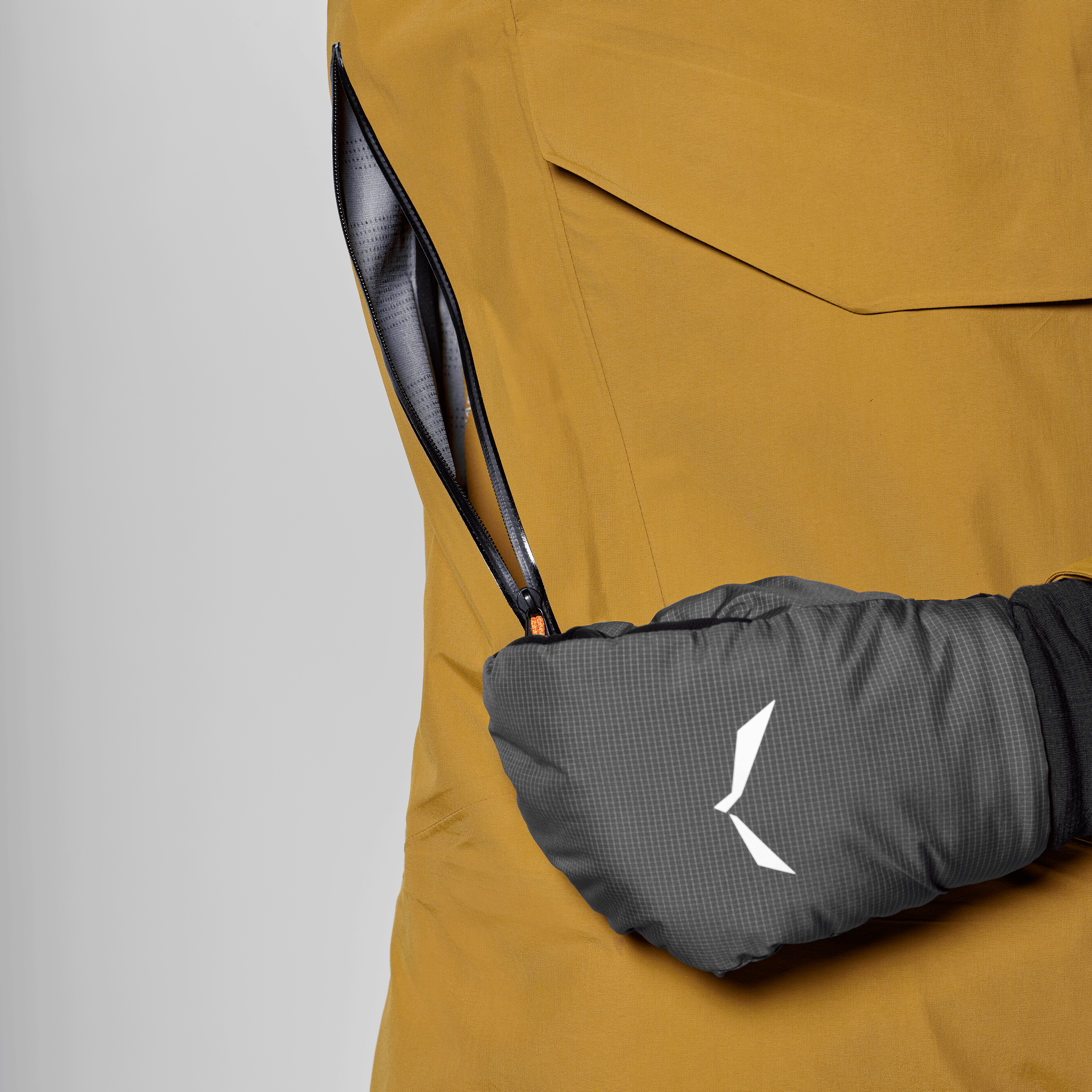 Sella Free 3-Lagen-Powertex-Jacke für Damen